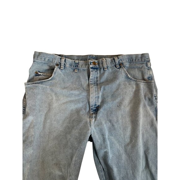 Wrangler Jeans Men's Size 44x32 Light Blue Denim  Work Wear Jeans - Picture 3 of 7